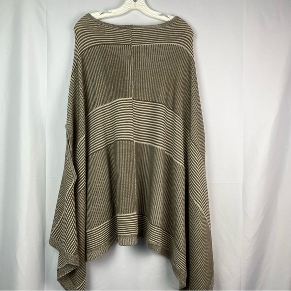 Easel poncho - Picture 4 of 14